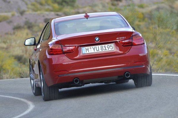 Bmw 4er Coupe Onemorelap Com Der Schnellste Schweizer