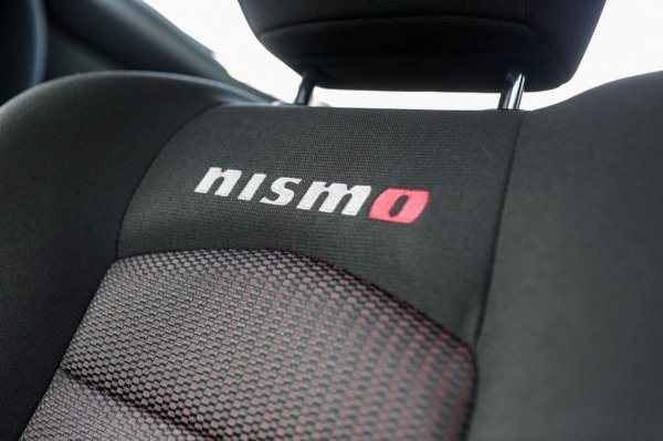 Nismoroadtrip Innenraumcheck Im Nissan 370z Nismo