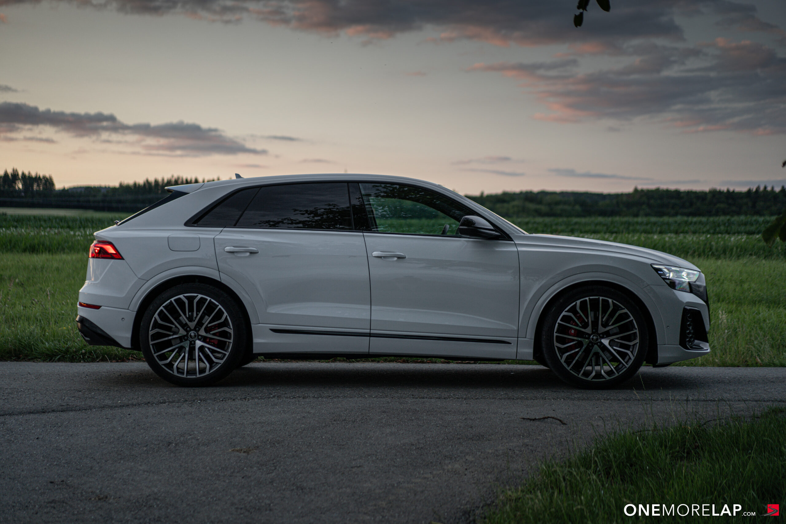 Audi Q8 Facelift 2024 – 4.0 TFSI V8 - Gletscherweiss Metallic