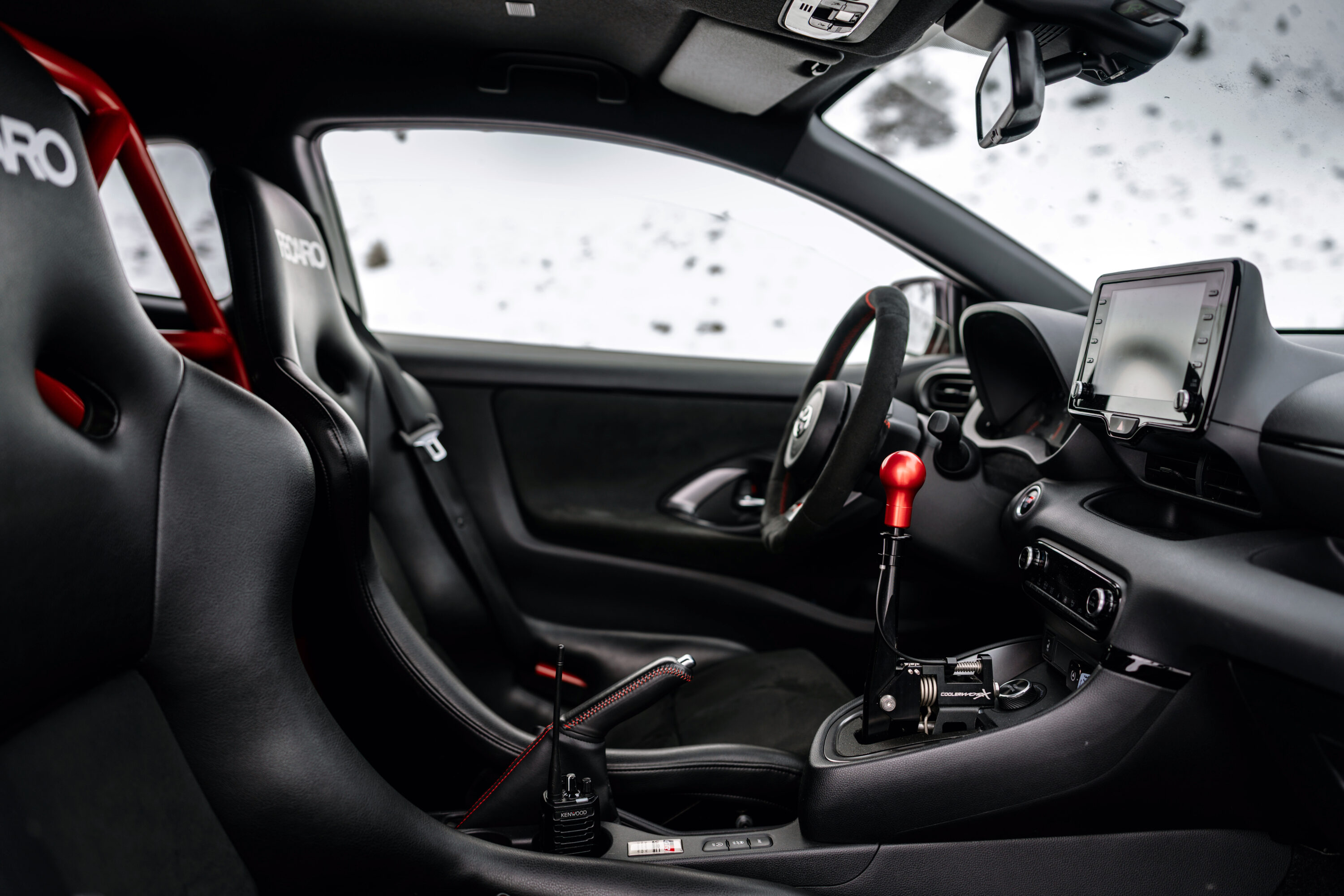 Eis-Tanz auf 2383 Metern: Mit dem Toyota GR Yaris quer über den gesperrten Flüelapass