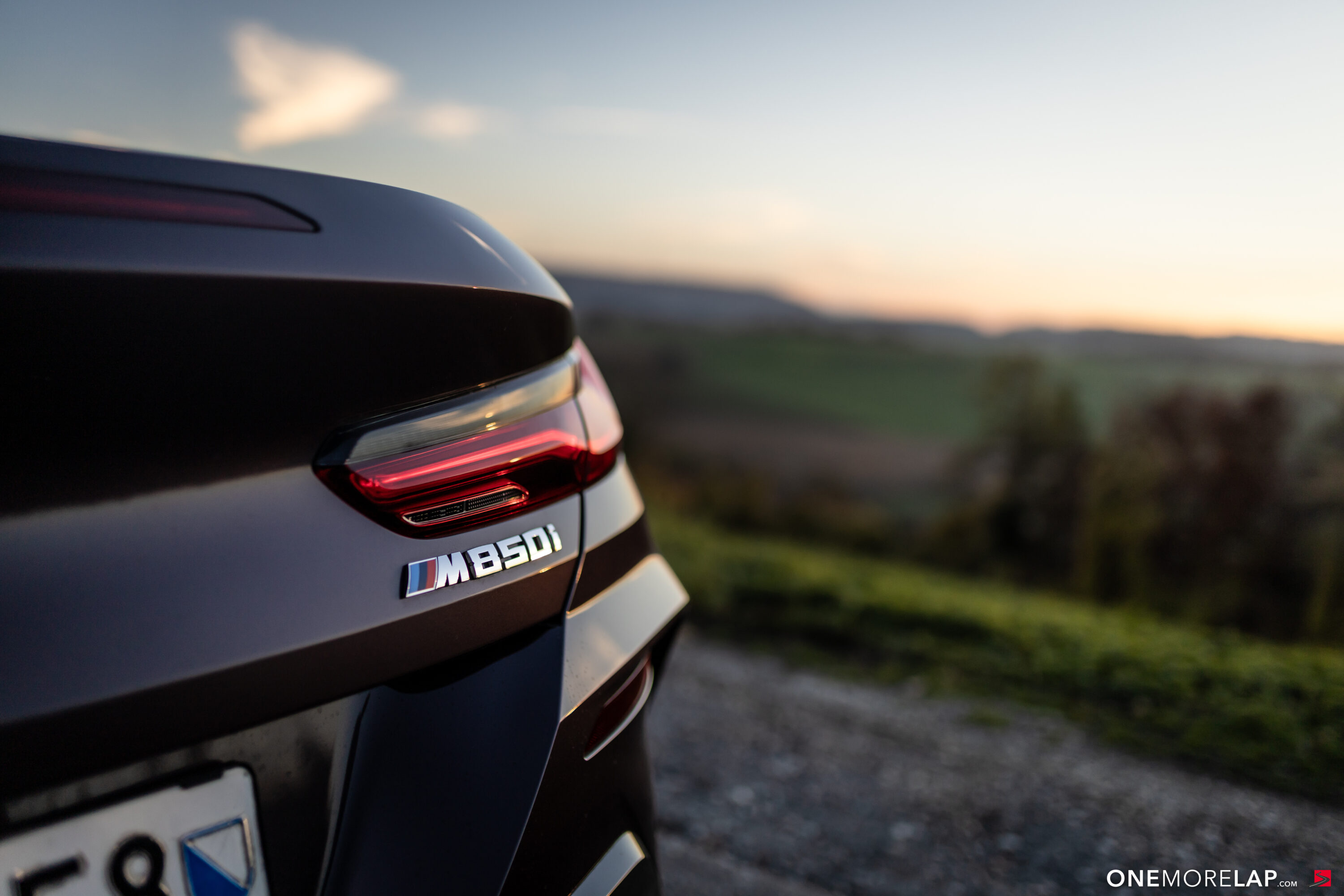 BMW M850i xDrive Cabriolet im Test: Abschiedsrunde, Fahrverhalten, Alltag, Langstrecke und Fazit