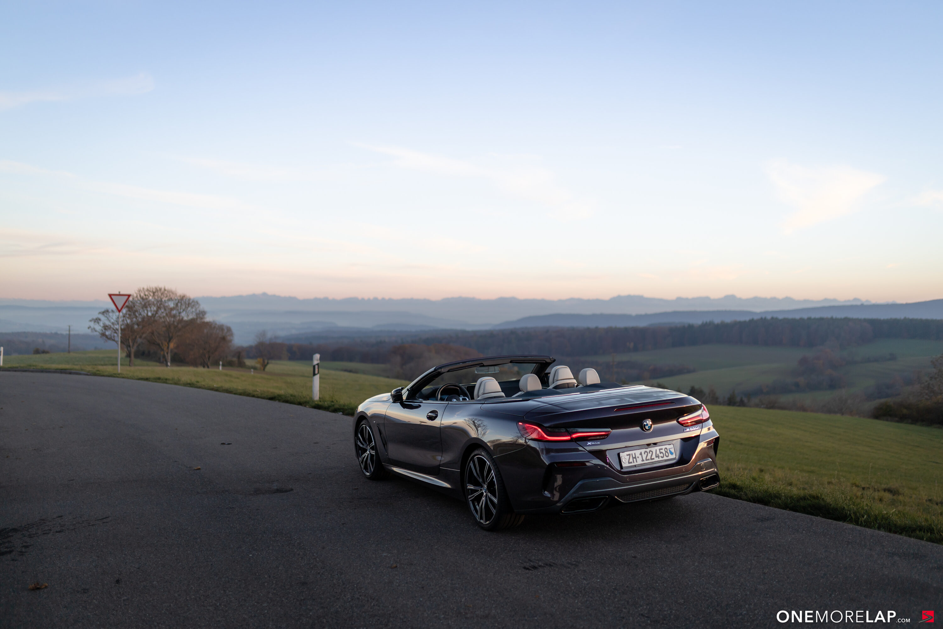 BMW M850i xDrive Cabriolet im Test: Abschiedsrunde, Fahrverhalten, Alltag, Langstrecke und Fazit