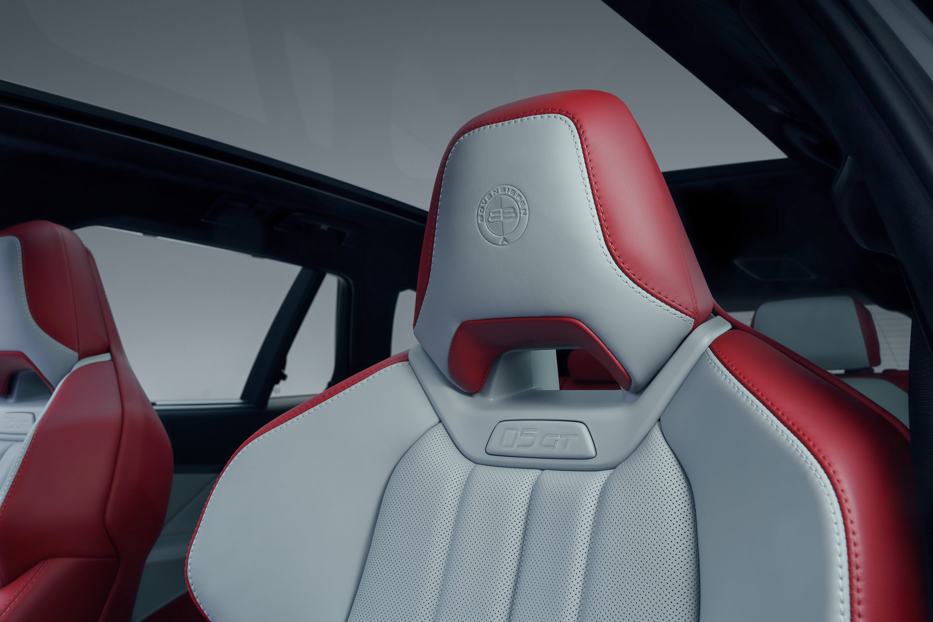 Bovensiepen 05 GT 26 interior